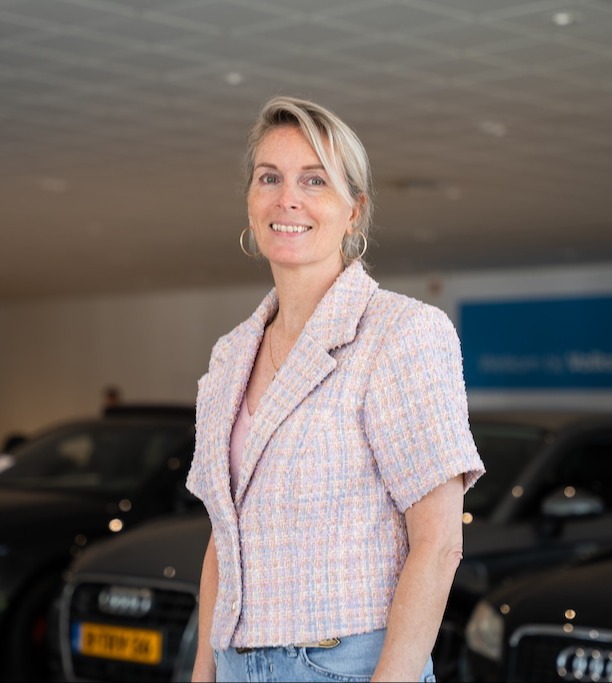 Gallery gallery_images_1_1_1781612139360629277.jpg Rebecca | van den Boog Automotive
