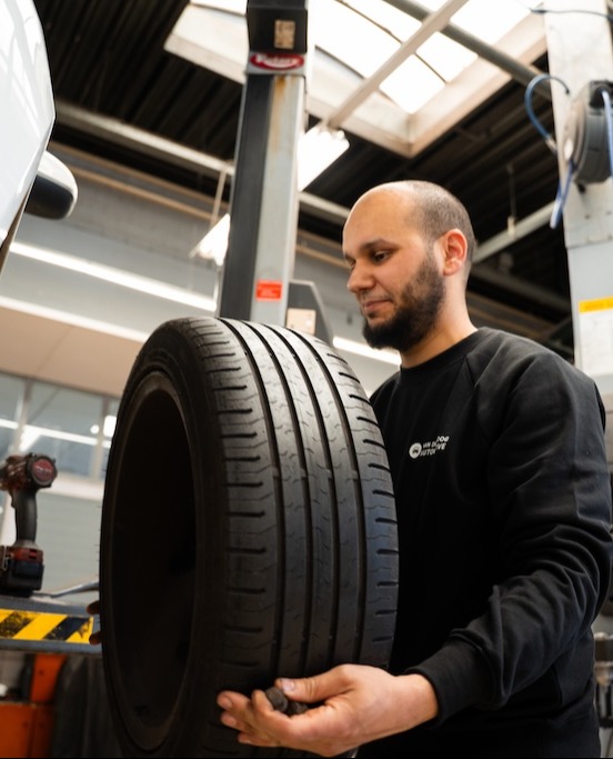 Content 16_content_image_1781172099750369122.jpg Bandenservice | van den Boog Automotive
