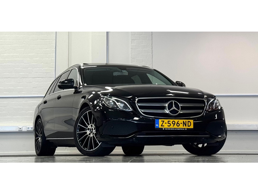 Mercedes-Benz E-Klasse Estate 200 Ambition 100% Dealer onderhouden Luchtvering Led Trekhaak Schuif/kanteldak Mooi! 44909951-0.jpg | van den Boog Automotive
