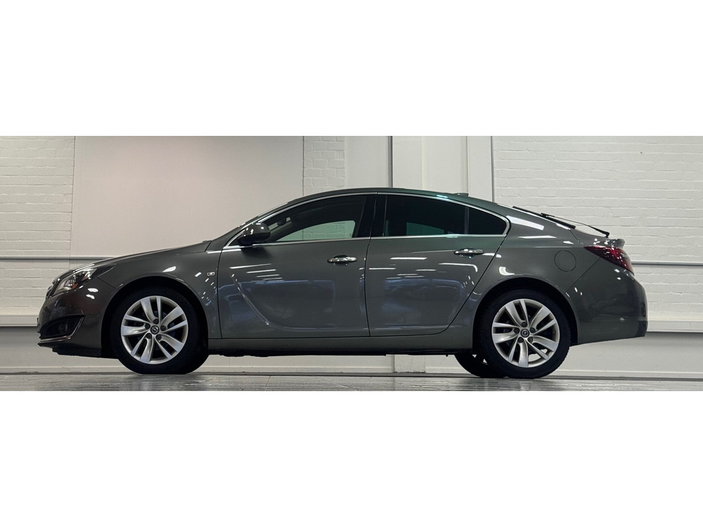 Opel Insignia 1.4 T EcoFLEX Innovation 18"LM Navi Camera Xenon LED 47040158-0.jpg | van den Boog Automotive