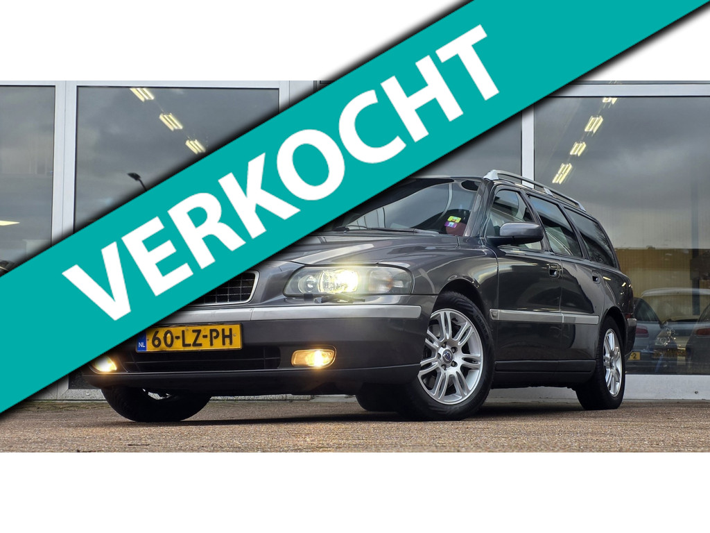 Volvo V70 2.5 T Titanium 210pk Lerenbekleding Trekhaak Garantie Nieuwe APK 49350910-0.jpg | van den Boog Automotive