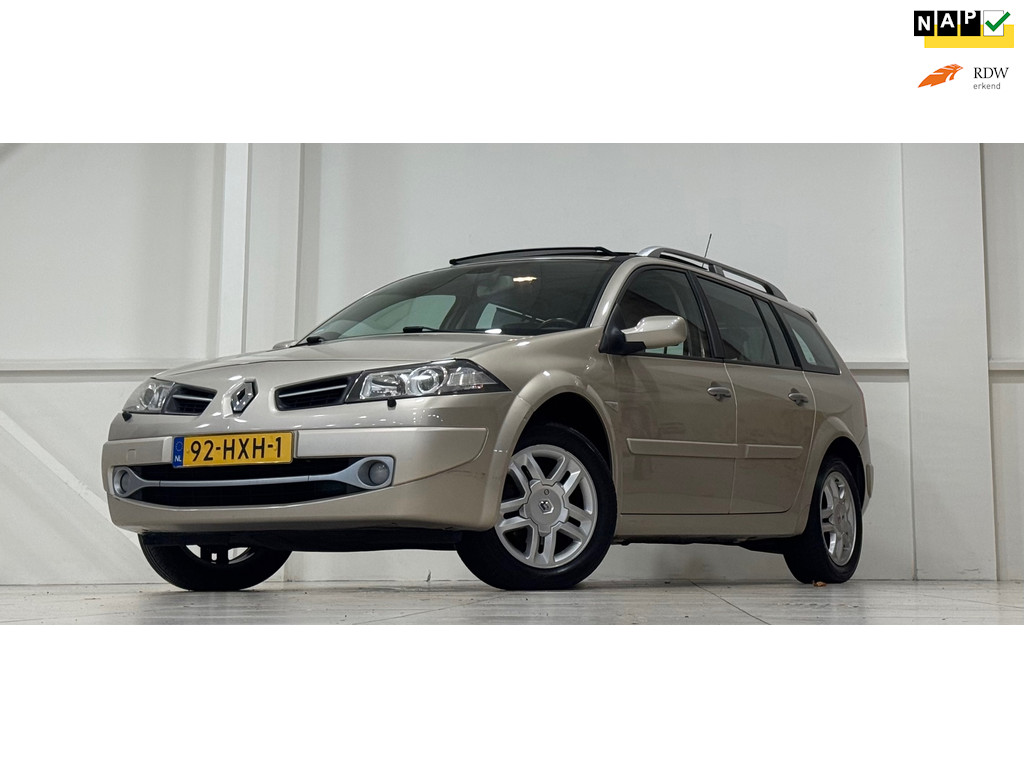 Renault Mégane Grand Tour 2.0i 16V Tech Line Schuifdak Trekhaak Navigatie Garantie 49891521-0.jpg | van den Boog Automotive