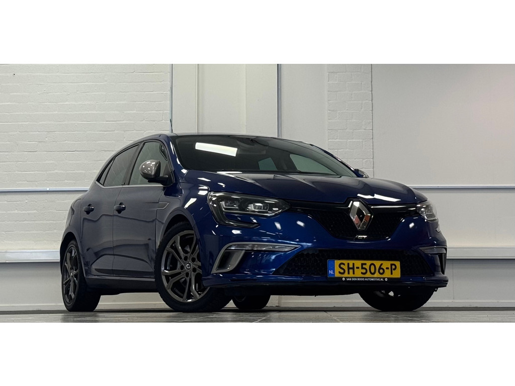 Renault Mégane 1.6 TCe GT 225PK Stage 1 Alcantara Trekhaak LED! 50171141-0.jpg | van den Boog Automotive