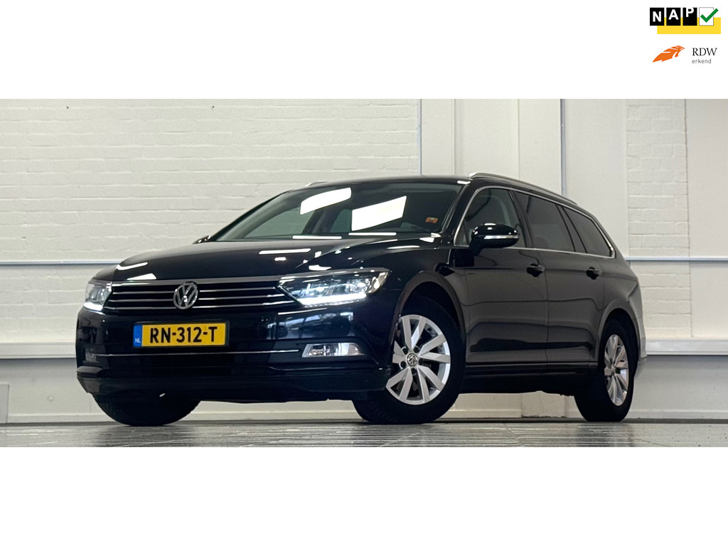 Volkswagen Passat Variant 1.6 TDI Comfortline Business A/T Navi Trekhaak LED Mooi! 51380790-0.jpg | van den Boog Automotive