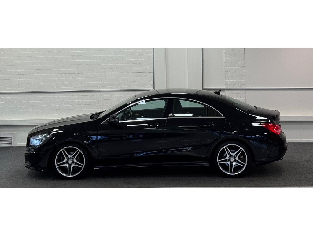 Mercedes-Benz CLA 200 OrangeArt Edition AMG 2e Eigenaar Leer Xenon 18"LM Mooi! 51707070-3.jpg | van den Boog Automotive