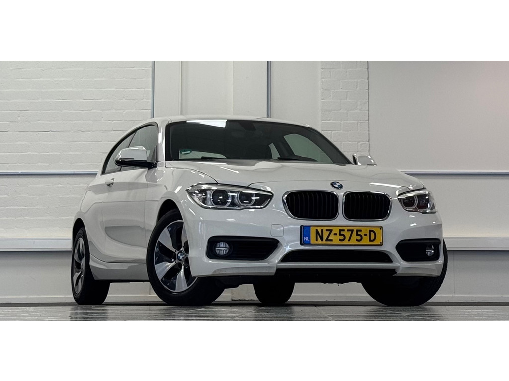 BMW 1 Serie 118i Executive Sport-Line 2e Eigenaar LED Navi Cruise controll 51977328-0.jpg | van den Boog Automotive