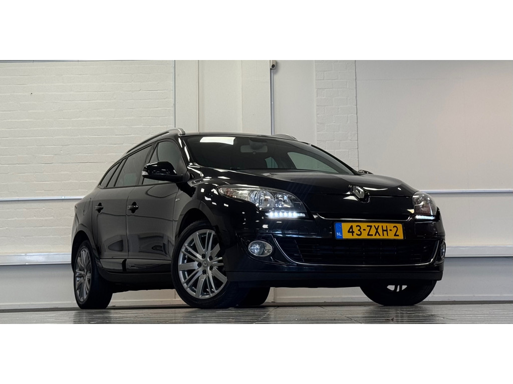 Renault Mégane Estate 1.2 TCe Bose 2e Eigenaar Trekhaak Let op C02 is te hoog voor de APK 53047528-0.jpg | van den Boog Automotive