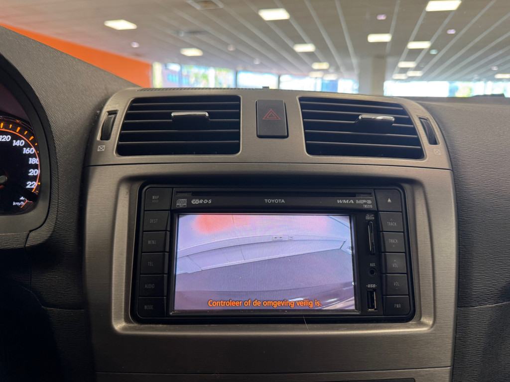 Toyota Avensis Wagon 2.0 VVTi Business Automaat 2e Eigenaar Leer Navigatie 53124998-19.jpg | van den Boog Automotive