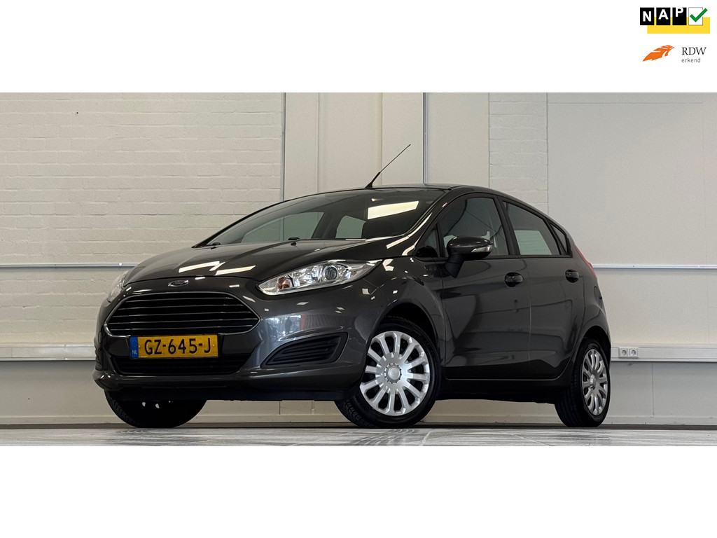 Ford Fiesta 1.0i Style Distributieriem is vv Airco 2e Eigenaar Navi Mooi! 53210238-0.jpg | van den Boog Automotive