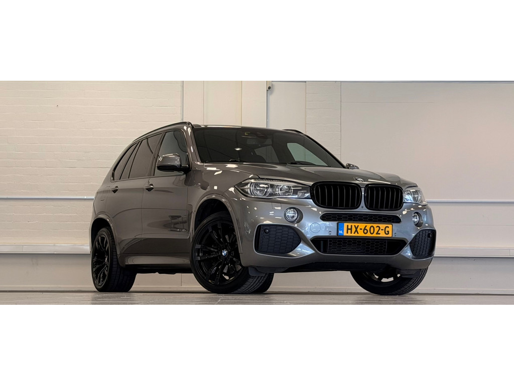 BMW X5 XDrive40e iPerformance High Executive M Sportpakket 3e Eigenaar Trekhaak 53935104-0.jpg | van den Boog Automotive