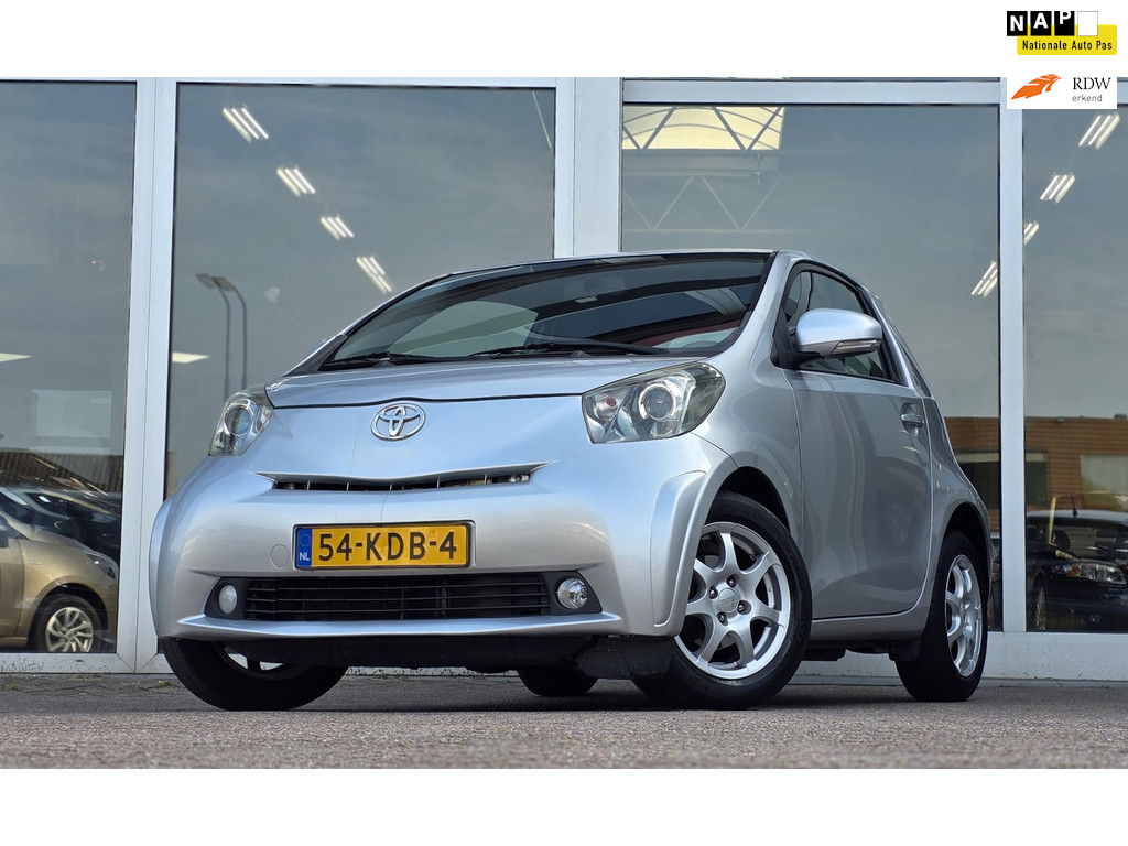 Toyota iQ 1.0 VVTi Aspiration Airco Navi LMV 15'' Bluetooth 53982627-0.jpg | van den Boog Automotive