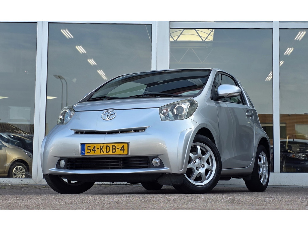 Toyota iQ 1.0 VVTi Aspiration Airco Navi LMV 15'' Bluetooth 53982627-0.jpg | van den Boog Automotive