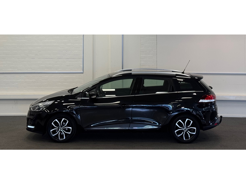 Renault Clio Estate 0.9 TCe Limited Trekhaak Clima Pack Comfort Limited 54221124-0.jpg | van den Boog Automotive