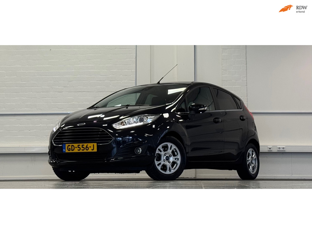 Ford Fiesta 1.5 TDCi Titanium Lease Camera Navigatie Getint glas PDC Mooi! 54222231-0.jpg | van den Boog Automotive