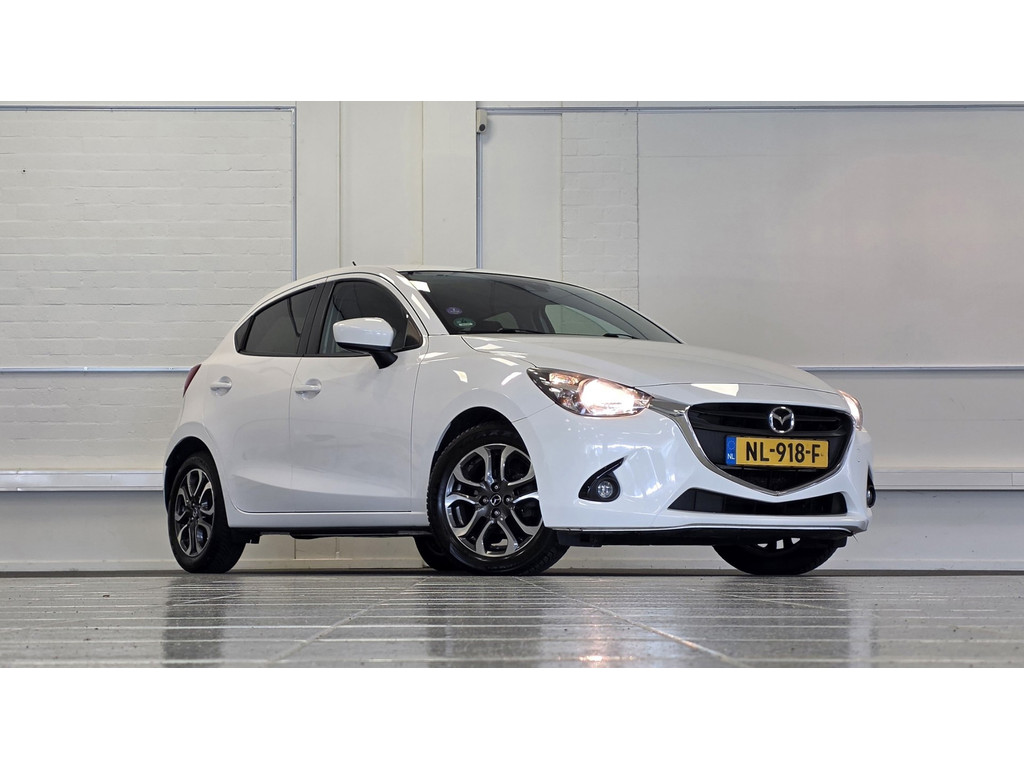 Mazda 2 1.5 Skyactiv-G GT-M Line Trekhaak Navi 2e eigenaar Mooi! 54363248-0.jpg | van den Boog Automotive