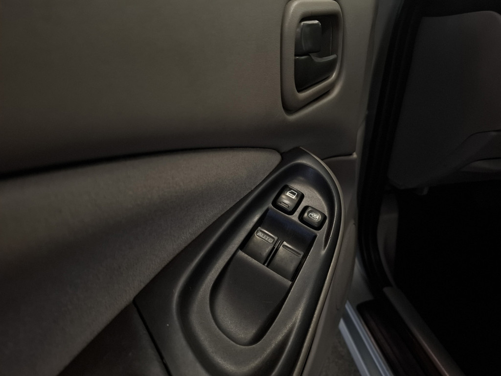 Nissan Almera 1.8i 16V Comfort Automaat Airco Trekhaak Garantie APK 19-03-2027 54396123-10.jpg | van den Boog Automotive
