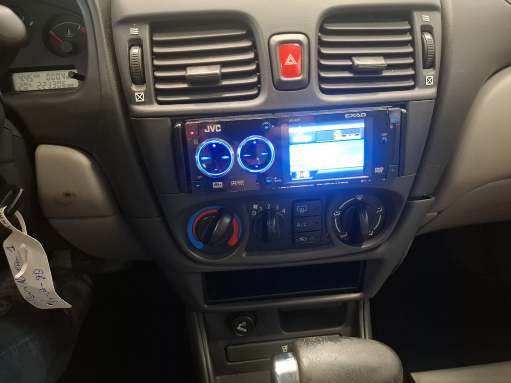 Nissan Almera 1.8i 16V Comfort Automaat Airco Trekhaak Garantie APK 19-03-2027 54396123-15.jpg | van den Boog Automotive