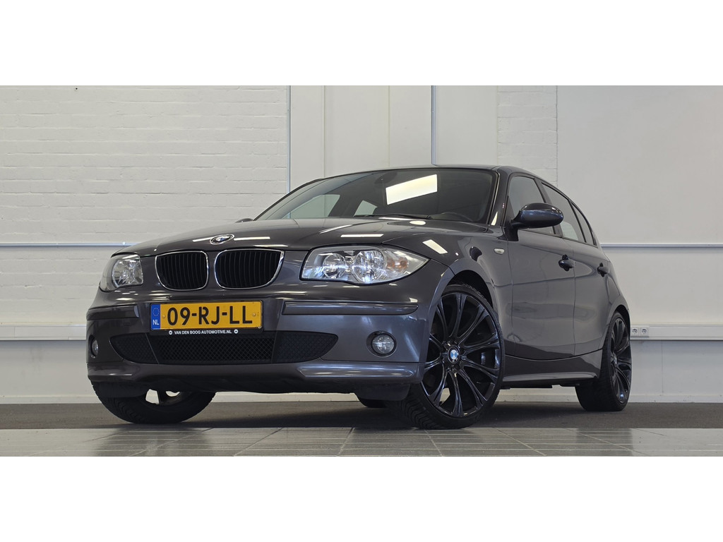 BMW 1 Serie 116i High Executive Leer Navi Android LM 19" LM velgen Mooi! 54547374-0.jpg | van den Boog Automotive