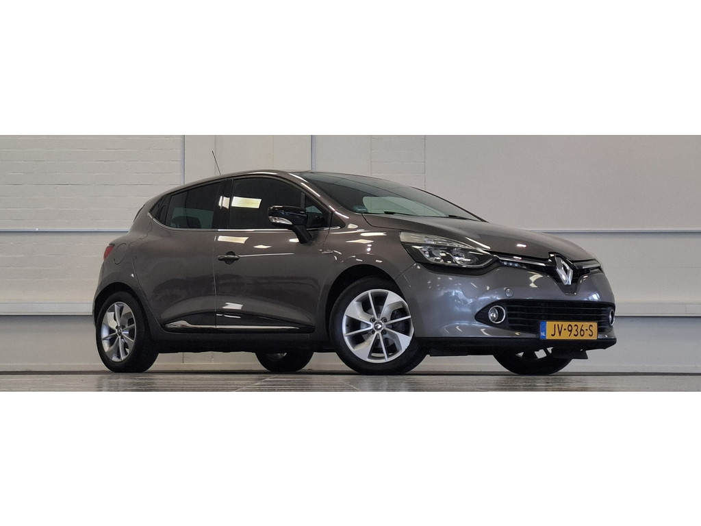 Renault Clio 0.9 TCe Eco2 Limited Trekhaak Navigatie Garantie APK 06-05-2027 54690699-0.jpg | van den Boog Automotive