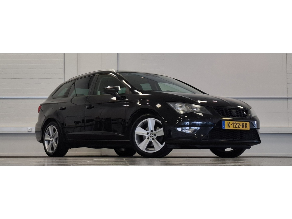 SEAT Leon ST 1.4 TSI FR Trekhaak Garantie Mooi! Half leer Clima 54746009-0.jpg | van den Boog Automotive