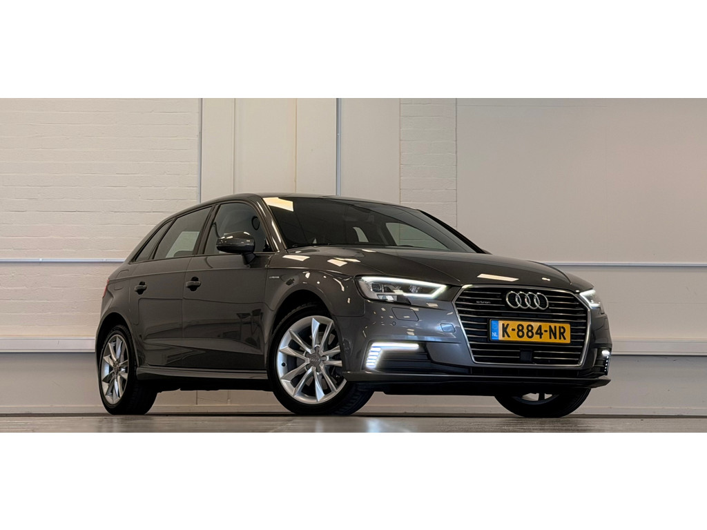 Audi A3 Sportback 1.4 e-tron SOH 83% Led koplampen Navigatie Mooi! 54806993-0.jpg | van den Boog Automotive