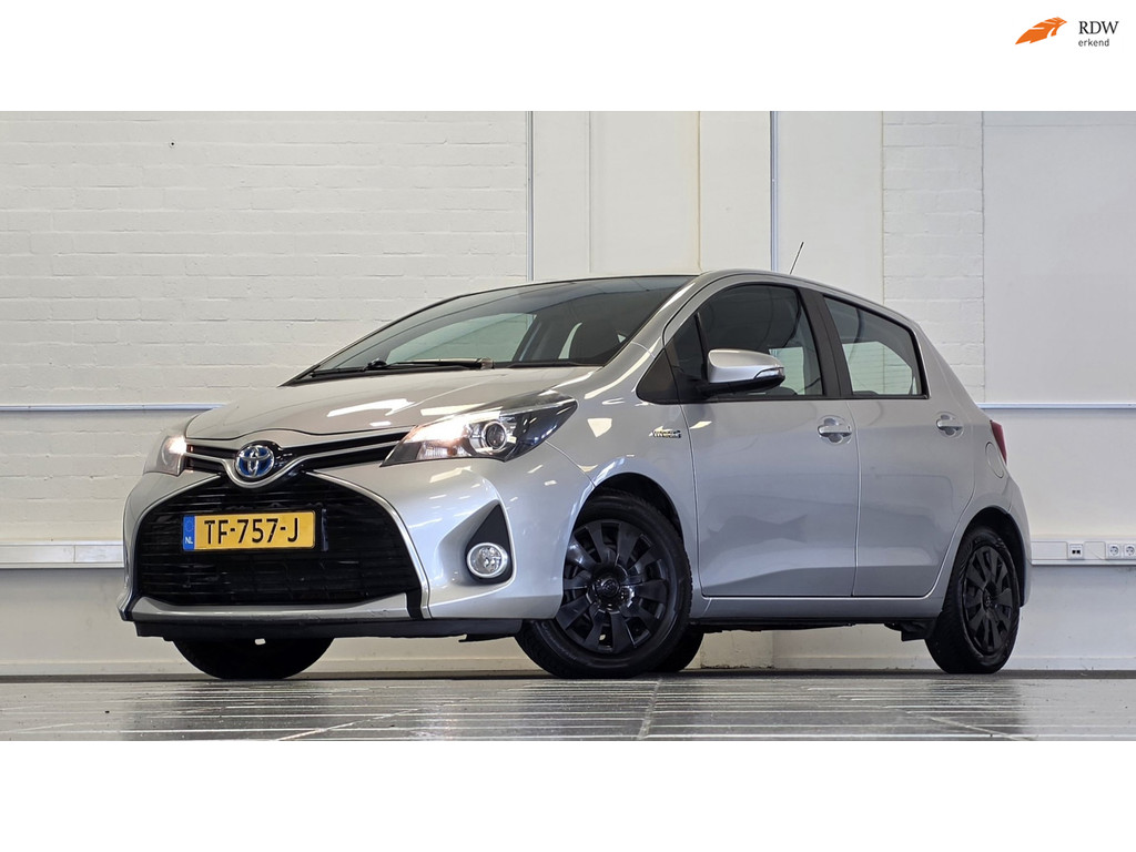 Toyota Yaris 1.5 Hybrid Lease Limited Camera Garantie Nieuwe APK 54939586-0.jpg | van den Boog Automotive