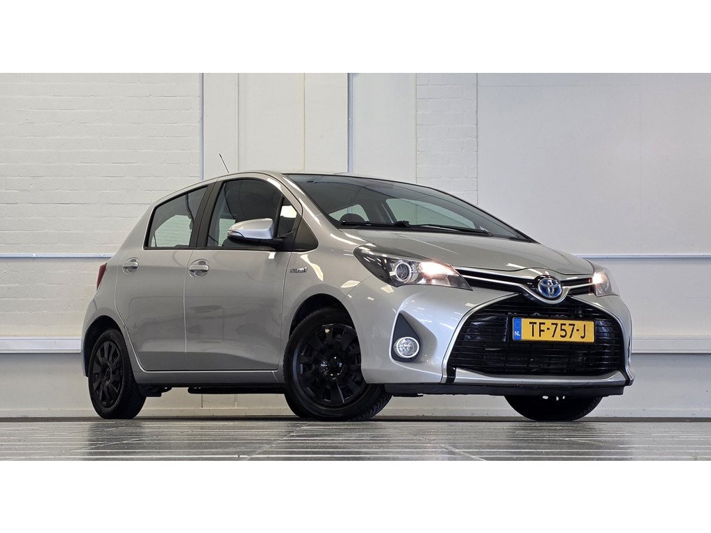 Toyota Yaris 1.5 Hybrid Lease Limited Camera Garantie Nieuwe APK 54939586-0.jpg | van den Boog Automotive