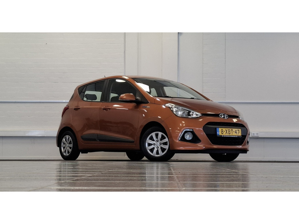 Hyundai i10 1.0i i-Motion Premium 3e Eigenaar Airco Garantie Mooi! 54980332-0.jpg | van den Boog Automotive