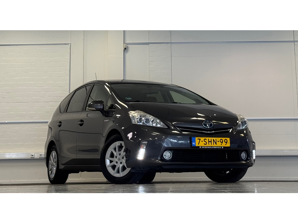 Toyota Prius Wagon 1.8 Dynamic Business 7p 100% onderhouden 2e Eigenaar Pano Camera Navi Mooi! 55023034-0.jpg | van den Boog Automotive