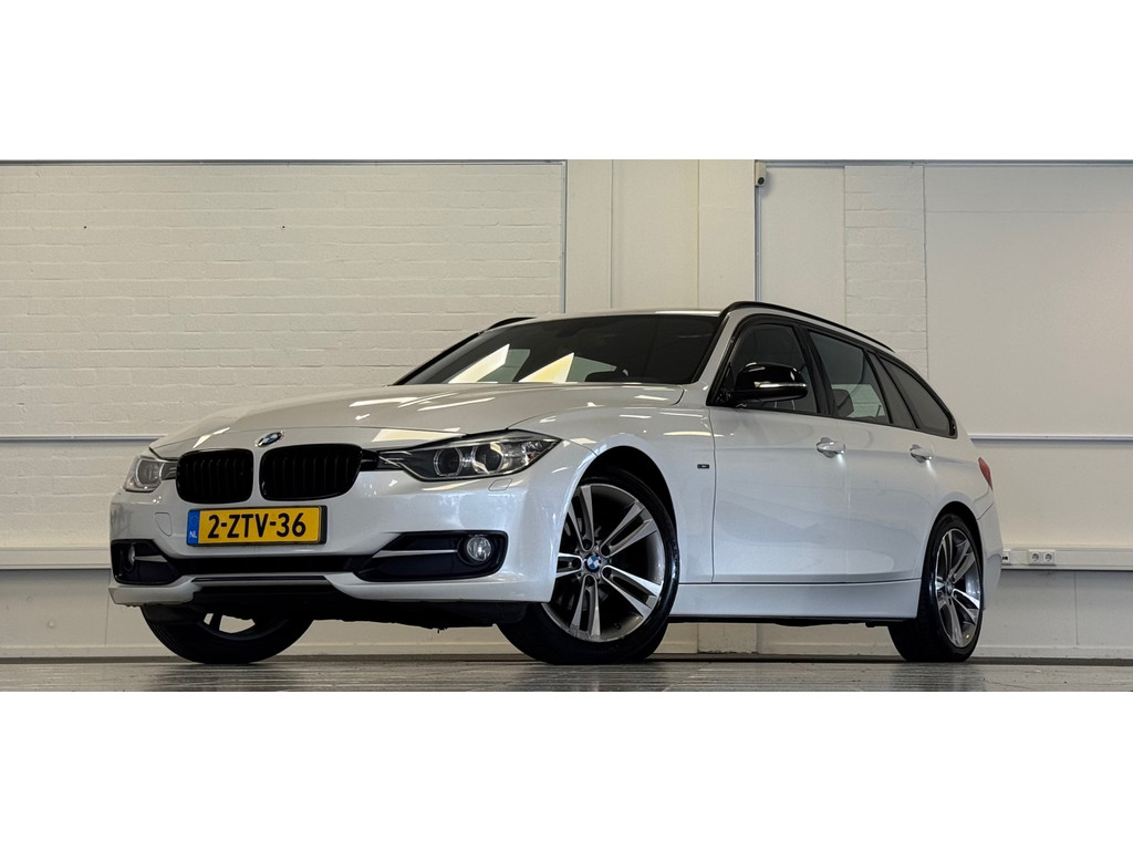 BMW 3 Serie Touring 316d High Executive Lerenbekleding Trekhaak Elek. klep Xenon LED 55051834-0.jpg | van den Boog Automotive