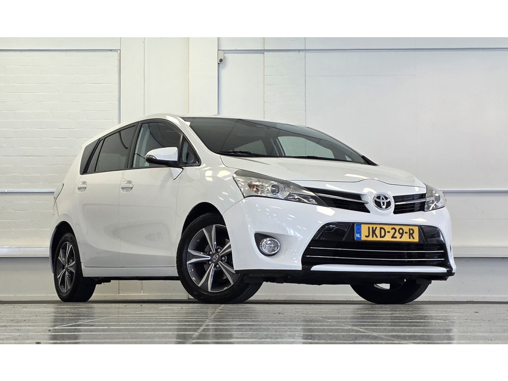 Toyota Verso 1.8 VVT-i Aspiration 7p. Camera Navigatie Clima Garantie Mooi! 55110852-0.jpg | van den Boog Automotive
