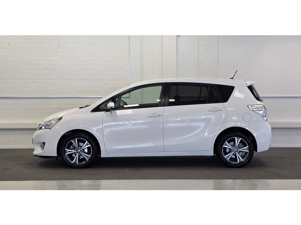 Toyota Verso 1.8 VVT-i Aspiration 7p. Camera Navigatie Clima Garantie Mooi! 55110852-0.jpg | van den Boog Automotive