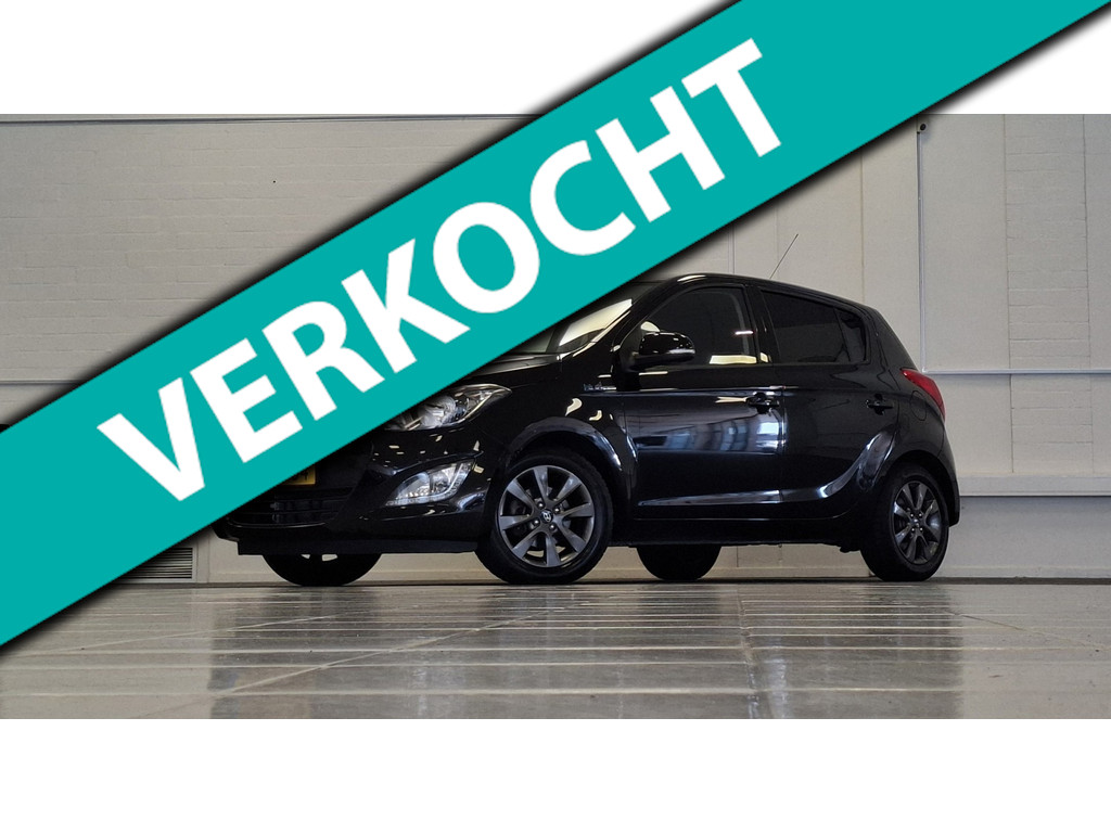 Hyundai i20 1.2i Go! Airco 100% Onderhouden Nieuwe APK PDC 55354458-0.jpg | van den Boog Automotive