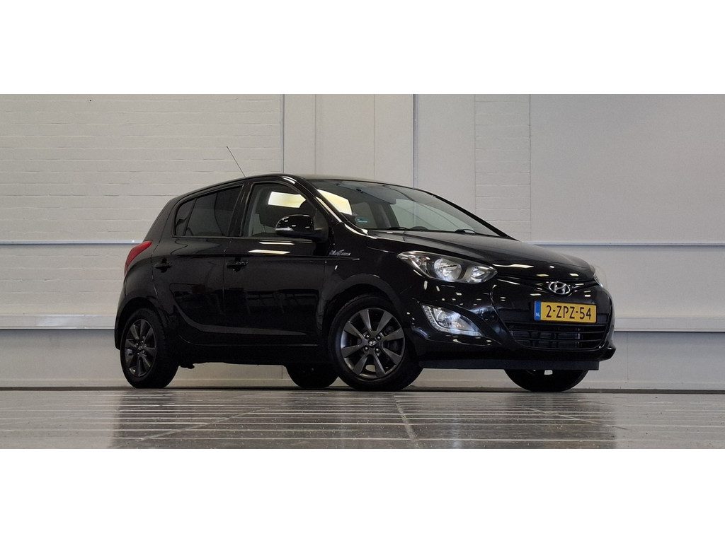 Hyundai i20 1.2i Go! Airco 100% Onderhouden Nieuwe APK PDC 55354458-0.jpg | van den Boog Automotive