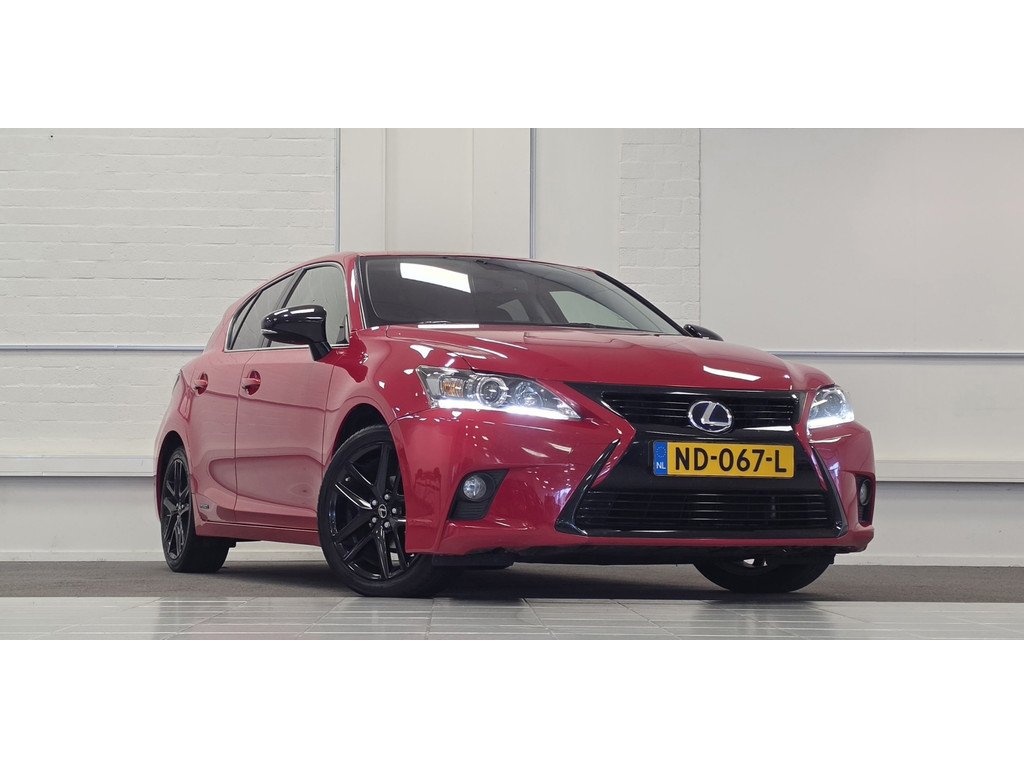 Lexus CT 200h Sport Edition 2e Eigenaar Alcantare/leer Navi Camera 55359425-0.jpg | van den Boog Automotive