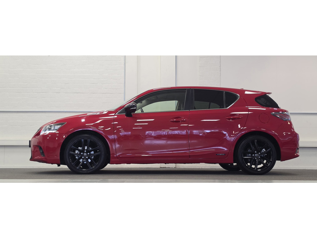 Lexus CT 200h Sport Edition 2e Eigenaar Alcantare/leer Navi Camera 55359425-0.jpg | van den Boog Automotive