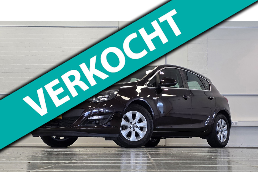 Opel Astra 1.4 Turbo Blitz 1e Eigenaar 100% Onderhouden Trekhaak Navi 55480122-0.jpg | van den Boog Automotive