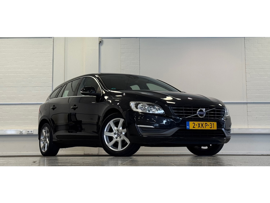 Volvo V60 1.6 T3 Momentum Navigatie 3e Eigenaar Garantie Mooi! PDC 55481549-0.jpg | van den Boog Automotive