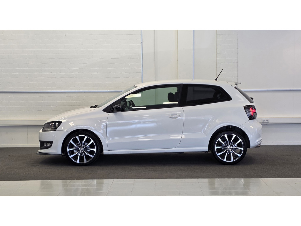 Volkswagen Polo 1.2 TSI Comfortline Carplay 17"LM velgen Mooi! Garantie 55634417-0.jpg | van den Boog Automotive