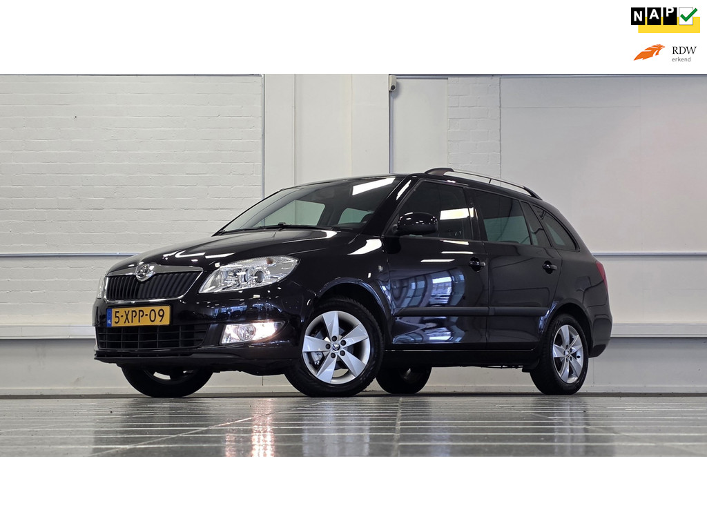 Škoda Fabia Combi 1.2 TSI Drive Airco Trekhaak Navigatie Mooi! 55653699-0.jpg | van den Boog Automotive