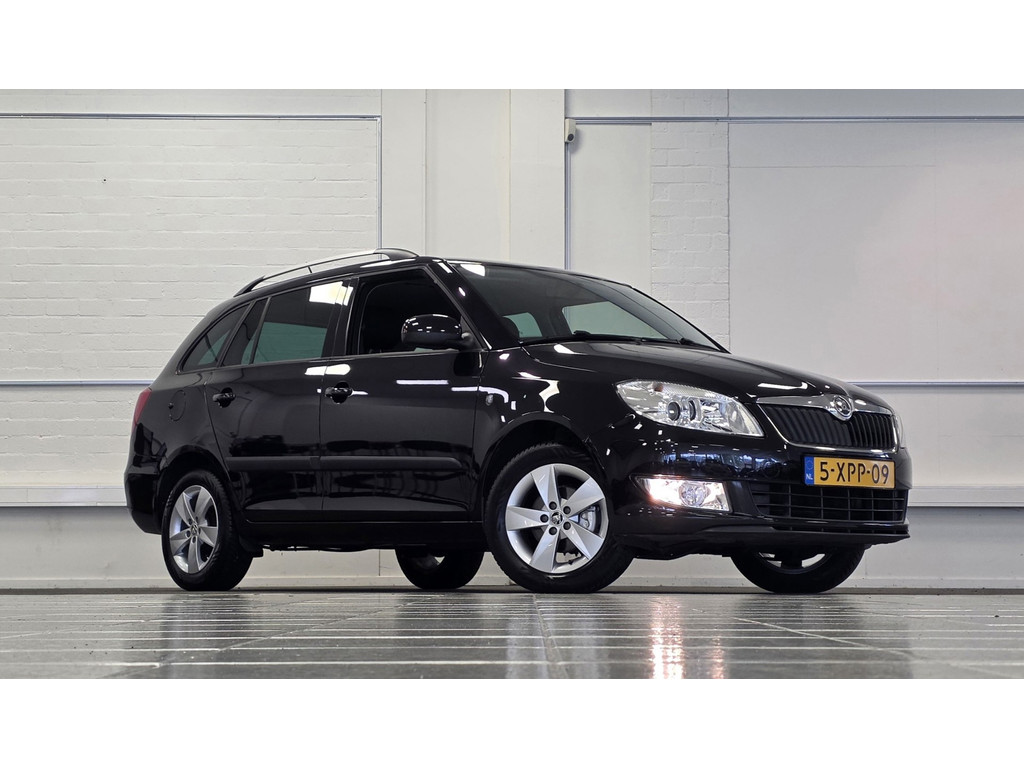 Škoda Fabia Combi 1.2 TSI Drive Airco Trekhaak Navigatie Mooi! 55653699-0.jpg | van den Boog Automotive