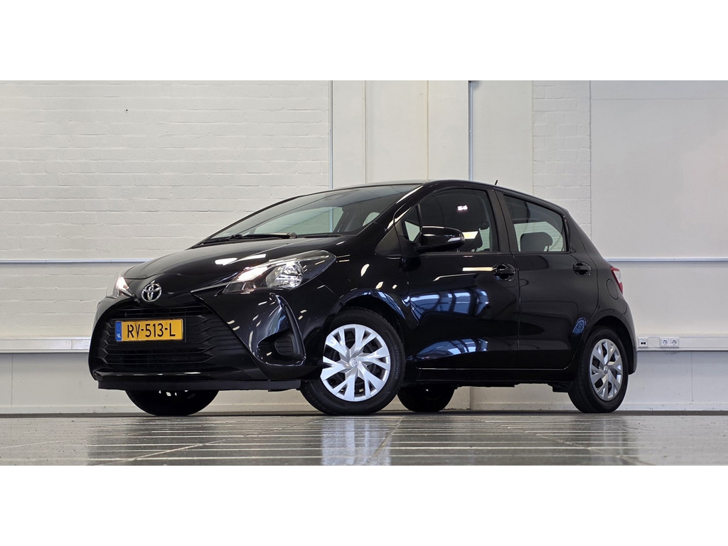 Toyota Yaris 1.0 VVT-i Comfort Airco Bluetooth Lage KM-stand Garantie APK 19-07-2027 55832543-0.jpg | van den Boog Automotive