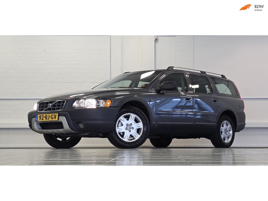 Volvo XC70 2.5 T Momentum Leder Trekhaak APK 12-03-2027 Garantie 56147648-0.jpg | van den Boog Automotive