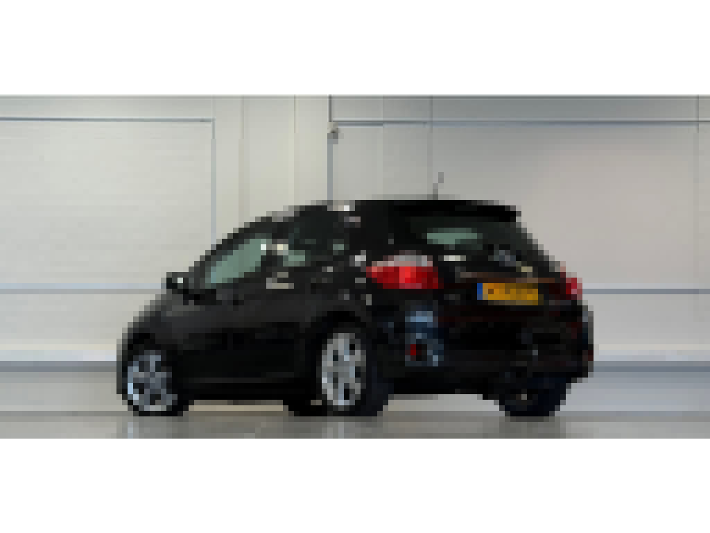 Toyota Auris 1.8 Full Hybrid Executive 2e Eigenaar Trekhaak Camera Navi Mooi! 56162836-0.jpg | van den Boog Automotive
