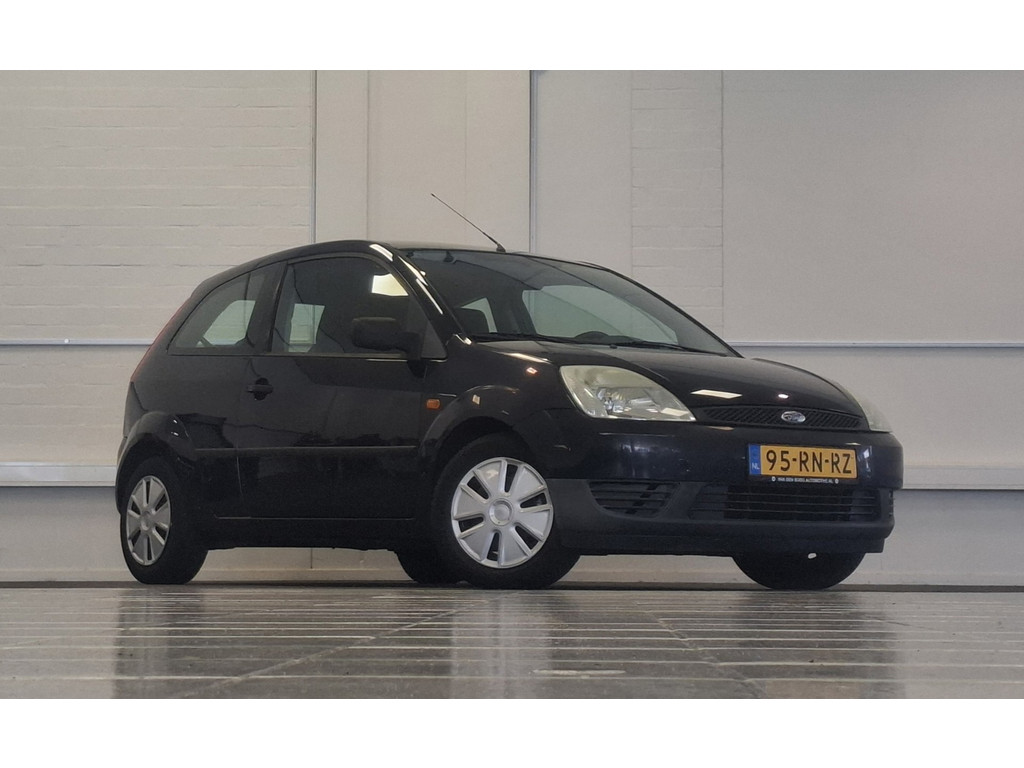 Ford Fiesta 1.3 Style Airco 2e Eigenaar 100% onderhouden Garantie APK 30-05-2027 56173893-0.jpg | van den Boog Automotive