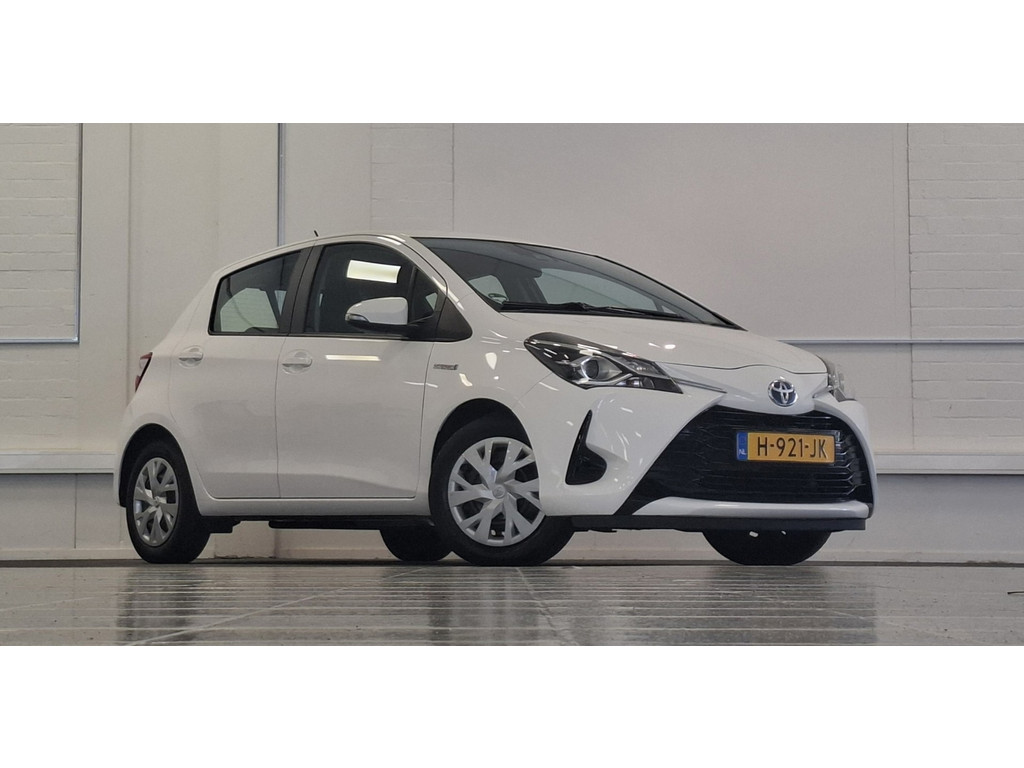 Toyota Yaris 1.5 Hybrid Active Navigatie 100% Onderhouden Garantie Mooi! 56225661-0.jpg | van den Boog Automotive