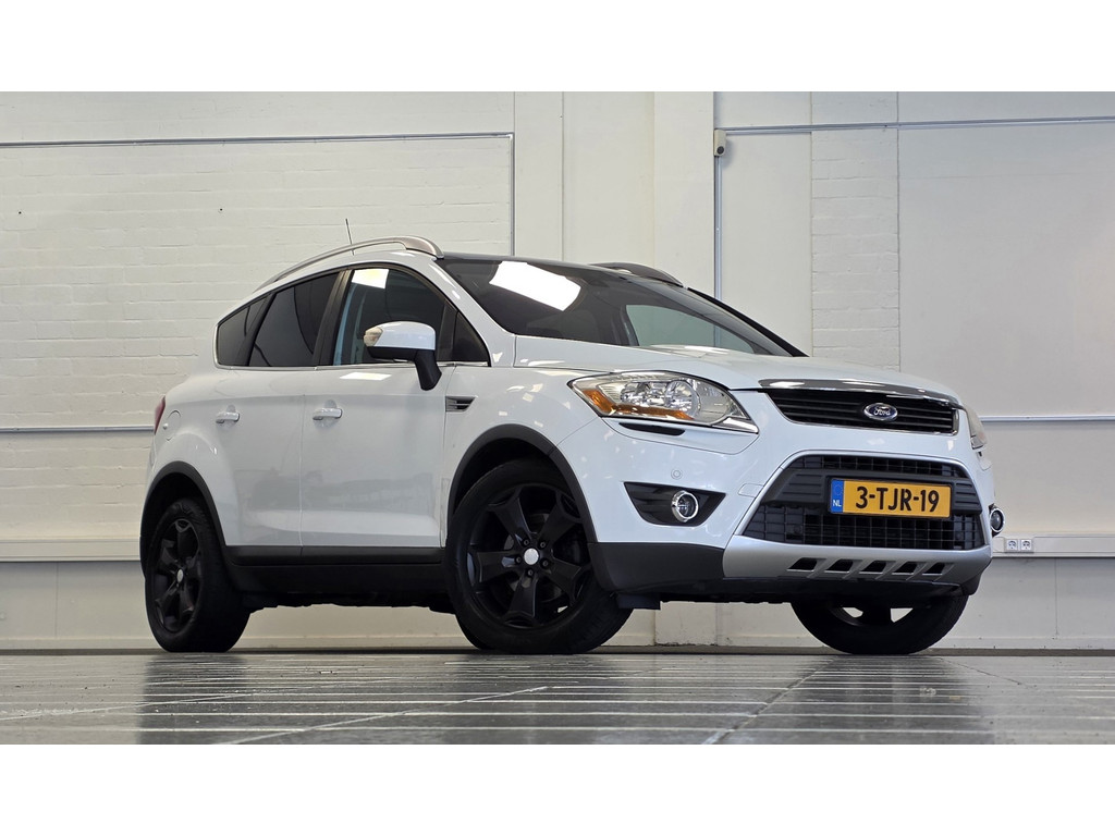 Ford Kuga 2.5 20V Titanium Trekhaak Panoramadak Leder Navigatie 56280834-0.jpg | van den Boog Automotive