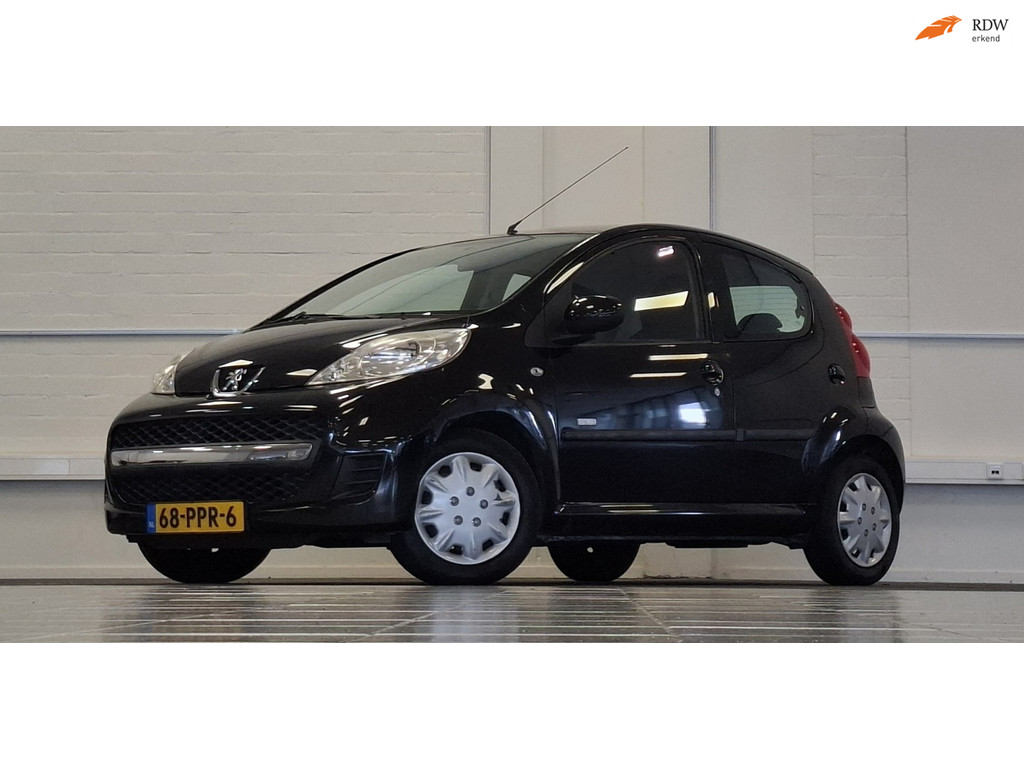 Peugeot 107 1.0i 12V Millesim 200 Airco Elek. pakket Garantie APK 09-05-2027 56335420-0.jpg | van den Boog Automotive