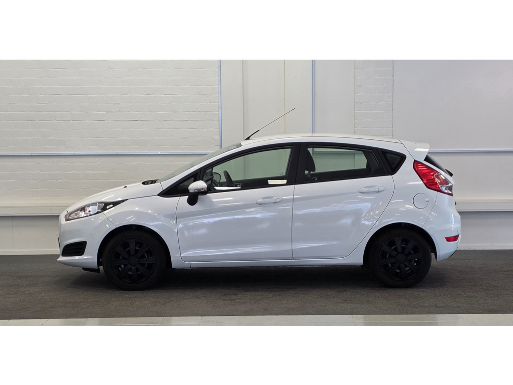 Ford Fiesta 1.25i Airco Androidauto Carplay APK 28-06-2027 Garantie 56432200-0.jpg | van den Boog Automotive