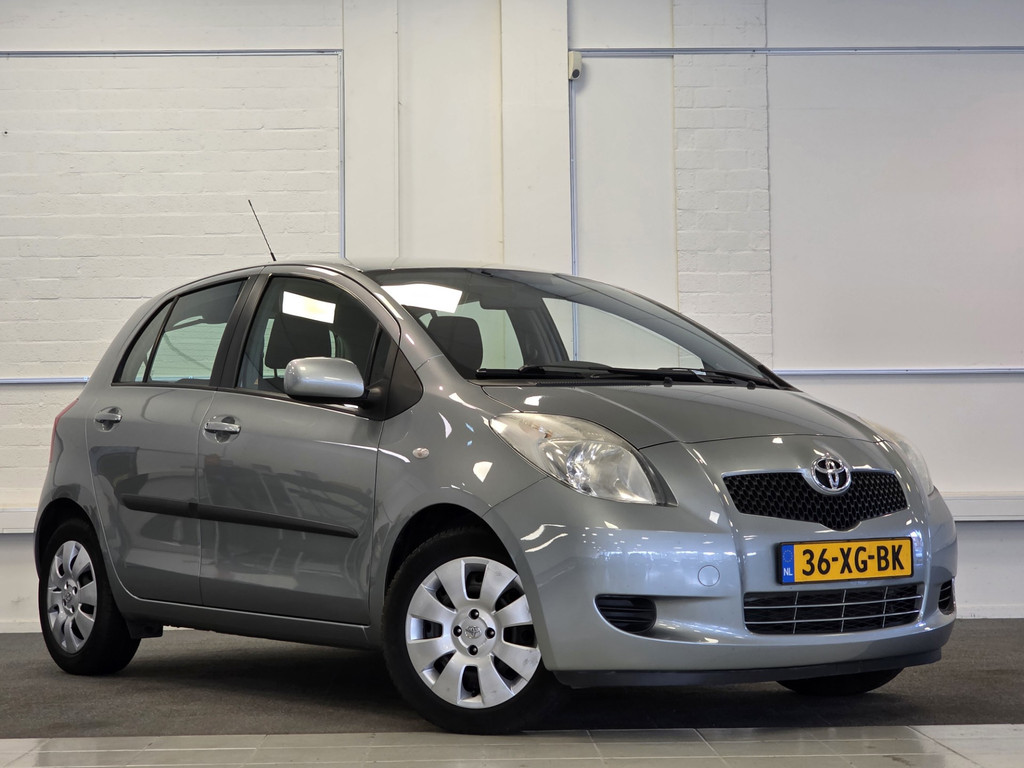 Toyota Yaris 1.3 VVTi Sol Automaat Trekhaak Airco 1e Eigenaar Allseason 56698493-0.jpg | van den Boog Automotive